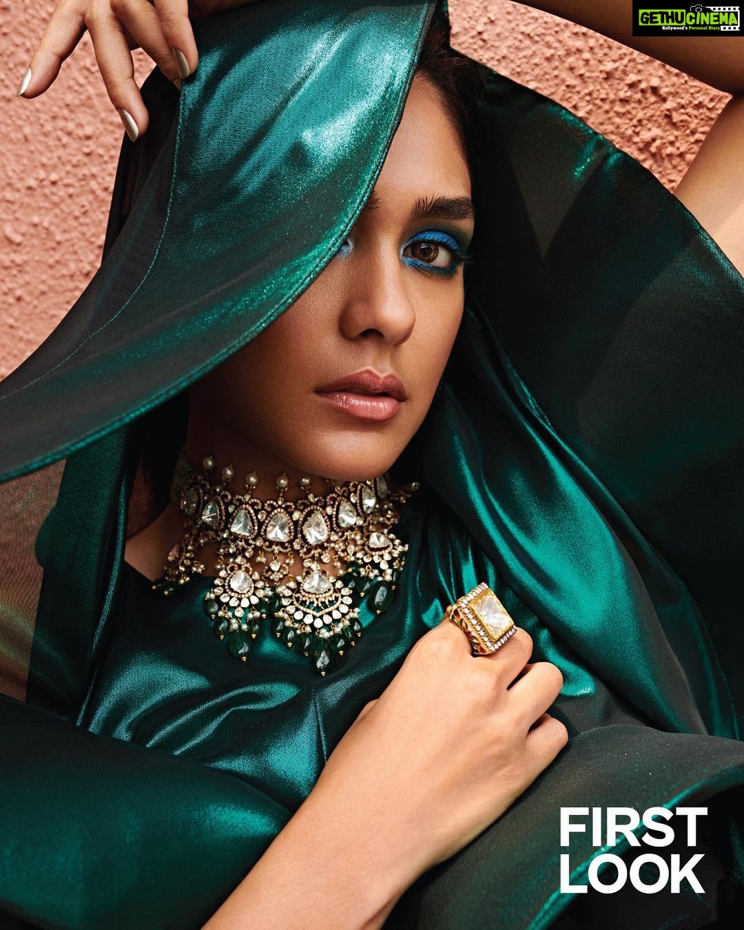 Mrunal Thakur Instagram - It’s in the eyes, always the eyes! #URBANEAVATAR Magazine: First Look @firstlook.magazine Editor: Nupur Mehta Puri @nupurmehta18 Photographer: Vaishnav Praveen @vaishnavpraveen Creative Director and Stylist: Nupur Mehta Puri @nupurmehta18 @n2root Makeup: Lochan Thakur @missblender Hair: Deepali Deokar @deepalid10 Assistant Stylist: Neha Maggo @nehamaggo Production: Niharika Singh @studiolittledumpling Outfit: Gauri & Nainika @gauriandnainika Jewellery: Aaloki by CH Vadodara @aaloki.ch