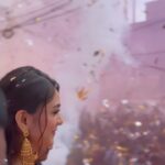 Mrunal Thakur Instagram - Thank you so much Vijayawada 😭❤️🥶 #myheartissofull #bestwaytoendtheyear