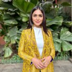 Mrunal Thakur Instagram - On a mini work tour before the year ends! Thank you Bengaluru 💘💫 Outfit @payalkhandwala Earrings @rubans.in @oakpinionpr Rings @abhilasha_pret_jewelery Footwear @charleskeithofficial Styled by @sheefajgilani Assisted by @kashishsinhaaa Coordinated by @niyoshi.jain @tanyasadhwhiny Glam team @missblender @deepalid10