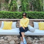 Mrunal Thakur Instagram - ☀️ #sixsenses #travel #vacation #rajasthan Six Senses Fort Barwara
