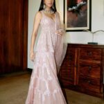 Mrunal Thakur Instagram – 💕🧚🏼‍♀️🫧

Something special coming your way 🥰😇💋

Designer @seemagujraldesign 
Styled by @archamehta 
Jewellery: @kushalsfashionjewellery
Hair: @deepalid10
Make up: @missblender
Assisted by: @vidushiparashar18
Team @poorvjainn @kunjan_sumaria 

#mtinpune