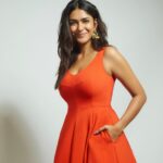 Mrunal Thakur Instagram - 💗💗💗💗 Outfit & Earrings- @katespadeny Footwear - @aldo_shoes Styled by - @sheefajgilani Assisted by - @astha_kothari @kashishsinhaaa Photos: @tianakamtephotography