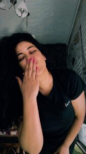 Mumaith Khan Instagram - Any fool can know. The point is to understand.-Albert Einstein😇
#wisdom #love #motivation #life #inspiration #quotes #spirituality #peace #meditation #spiritual #believe #faith #truth #god #knowledge #mindfulness #selflove #soul #happiness #hope #healing #consciousness #spiritualawakening #bhfyp #enlightenment #happy #art #awakening #thoughts #quoteoftheday 🌸💖🥰