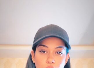 Mumaith Khan Instagram - Don’t waste your time with explanations: people only hear what they want to hear.-Paulo Coelho😇 #selfrespect #selflove #selfcare #love #loveyourself #selfworth #motivation #quotes #life #selfconfidence #instagram #positivevibes #motivationalquotes #inspiration #mentalhealth #instagood #selfesteem #respect #positivity #attitude #mindset #selfawareness #lifequotes #healing #happiness #yourself #growth #peace #success #quoteoftheday 🥰💖🌸