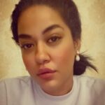 Mumaith Khan Instagram - Strong people have a strong sense of self-worth and self-awareness; they don’t need the approval of others.-Roy T. Bennett😇 #acceptance #awesome #believeinyourself #respectyourself #care #dreams #encouragement #faith #grace #glitter #smile #stronger #peace #positivity #innerpeace #workhard #appreciation #selfesteem #selfrespect #motivation #wiser #wisdom #happiness #love #life 💖🌸😘