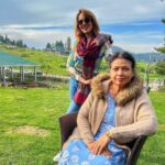 Munmun Dutta Instagram – Jannat and Sukoon ❤️ 😍 
.
.
.
#kashmir #munmundutta #traveldiaries #india #motherdaughtertime #travel #memoriesforlife #paradise Kashmir