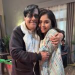 Muskan Bamne Instagram – Happiest Birthday Bapuji 😍😍😍😍 
@arvindvaidya3  we love you so soooo muchhhhhh ❤️❤️❤️❤️❤️