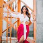 Nabha Natesh Instagram – Just stepped out to find my valentine🤍💕
:
:
:
:

photographer & creative director @bharat_rawail 

Styling : @rashmitathapa