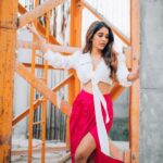 Nabha Natesh Instagram – Just stepped out to find my valentine🤍💕
:
:
:
:

photographer & creative director @bharat_rawail 

Styling : @rashmitathapa