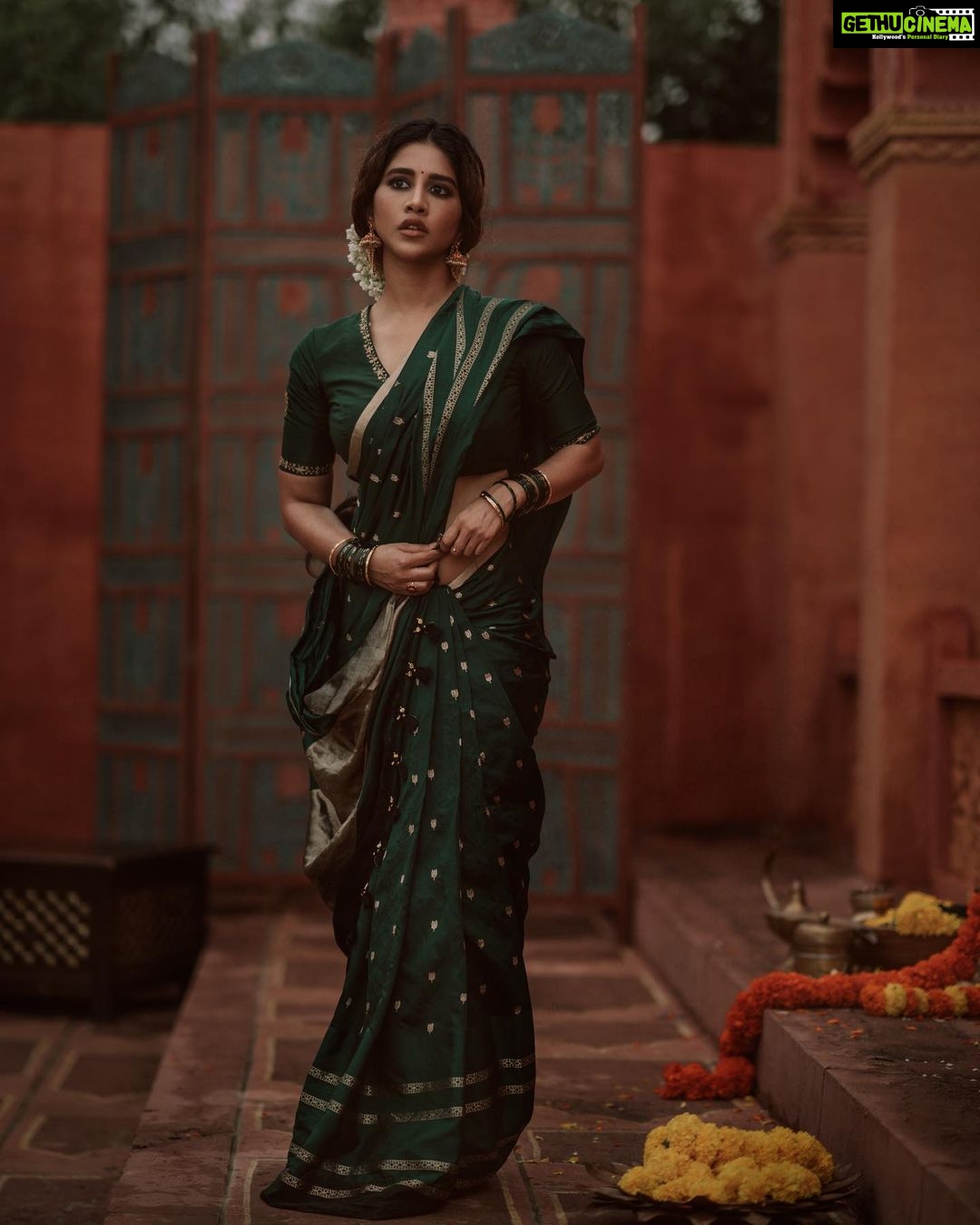 Nabha Natesh Instagram - ππππ : : : : : Conceptualisation: I & @sandhya__sabbavarapu Styling & art direction : @sandhya__sabbavarapu @team_sandhya Makeup: @makeupbykamaljeet Hair @naidukavala Photography: @adrin_sequeira Photography Assistant : @srinu_visuals Styling assistants: @rashmi_angara @thumu_bhavana @sirichandhana_medi Saree: @omanas_clothing Location: @themayabazar Cordination: @karthik_peruru @monikcherukuri @dilipkotyada