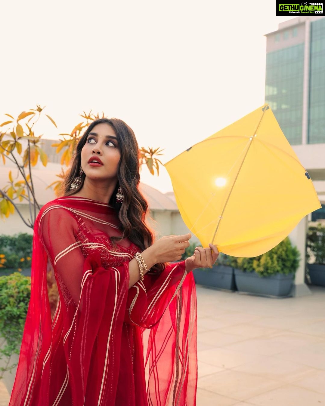 Nabha Natesh Instagram - Sankranthi ❤️ : : : : Outfit - @geethikakanumilli Jwellery - @pretty.jewelbox Stylist - @sandhya__sabbavarapu Styling team - @team_sandhya @sirichandana_medi @stylewithsanchari Makeup - @makeuphairbyrahul