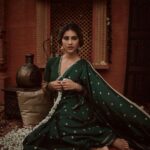 Nabha Natesh Instagram - 🦚🦚 : : : : : : Conceptualisation: I & @sandhya__sabbavarapu Styling & art direction : @sandhya__sabbavarapu @team_sandhya Makeup: @makeupbykamaljeet Hair @naidukavala Photography: @adrin_sequeira Photography Assistant : @srinu_visuals Styling assistants: @rashmi_angara @thumu_bhavana @sirichandhana_medi Saree: @omanas_clothing Location: @themayabazar Cordination: @karthik_peruru @monikcherukuri @dilipkotyada