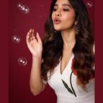 Nabha Natesh Instagram - ☎️ me the bubble buster ! Ok bye ! : : : : Outfit - @shahinmannan X @elevate_promotions Jwellery - @houseofqc Stylist - @sandhya__sabbavarapu Styling team - @team_sandhya @sirichandana_medi Photograper- @pranav.foto