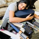 Naina Sarwar Instagram - Crazzyy hair obsessions😌 @dyson_india #dysonairwrap #dyson @dysonhairpro @dysonhair