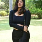 Naina Sarwar Instagram - Confidence is all it takes🥂💯⚡️cheers!!!! #Beingpositive #telugu #telugucinema #tollywood #tollywoodactress #SURYAPETJUNCTION #NainaSarwar #pressmeet #media #hyderabad Prasad's IMAX, Hyderabad