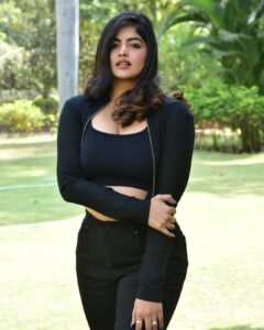 Naina Sarwar Instagram - Confidence is all it takes🥂💯⚡️cheers!!!!

#Beingpositive #telugu #telugucinema #tollywood #tollywoodactress #SURYAPETJUNCTION #NainaSarwar #pressmeet #media #hyderabad