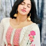 Naina Sarwar Instagram - #eidmubarak 🤗🤗🤗🤗🤗🤗 may Almighty blessings flood ur life with joy and open d doors to success now n forever🤲🏻amen #NAINASARWAR