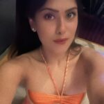 Naira Shah Instagram - In love with the magic💕😌 Wearing @preciosa_boutiq #nairashah#dubai#2k22#orange#magic Dubai, United Arab Emirates