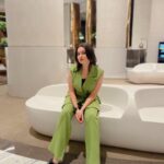 Naisha Khanna Instagram - Last night 💚✨ outfit: @ikichic_official #collab #event #mrsindiaqueen #ootd The Westin Hotel
