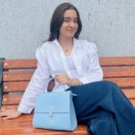 Naisha Khanna Instagram - 🌟 Mega Giveaway to Celebrate Your Unique Style! 🌟 Join us in an extraordinary giveaway partnered with @iamnaishakhanna , where you could win a jaw-dropping Gypsy Satchel worth 5,000/- 💃✨ Here's how to enter: 1️⃣ Follow @lavieworld & @iamnaishakhanna for a double dose of inspiration. 2️⃣ Like and save this post to show your love for the exquisite Gypsy Satchel. 3️⃣ Tag 3 friends in the comments who deserve to rock this @lavieworld bag and spread the joy! 🌈💕 Good luck, lovelies! 🎉✨ . #lavieworld #lavieluxe #luxury #luxurybags #handbag #naishakhanna #giveawayindia #giveawayalert #giveaway #fashion #luxe