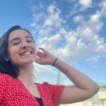 Naisha Khanna Instagram - preparing for my next vlog 🤝🏻💕 stay tuned!