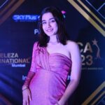 Naisha Khanna Instagram - Popular Child Influencer Of The Year! Thankyou🫶🏻❤️🏆 📸: @ankitsahu8589 @unreel_ank 👗: @the_adhya_designer #ootd #award #awardwinning #awardwinner #instagood #naishains #naishakhanna #itcaawards