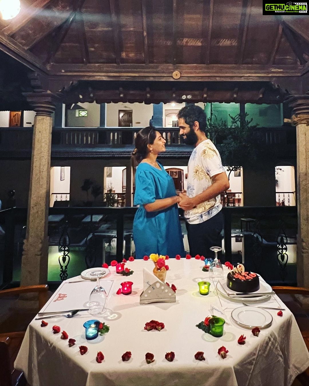 Nakshathra Nagesh Instagram - Happiest birthday to you my happiest boy ❤️ Thank you for showing me that life is all about choosing to be happy each and every day, each and every hour and each and every second. Wishing you many many more happy returns papa. I love you Aagav! ❤️ #NakshuFoundHerRagha Thank you @chidambaravilas for the most cozy candle light dinner by the bool. It was perfect! #chettinadparadise Chidambara Vilas