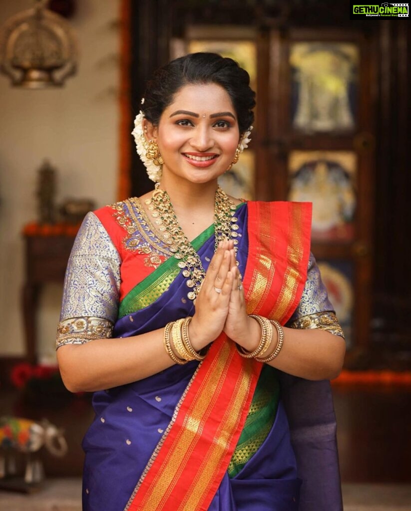 Nakshathra Nagesh Instagram - Vishu Ashamsakal to all ❤️ Wearing this gorgeous blouse from @sajna_bridal_wear_designer along with my mother-in-laws saree ❤️ Hair by @srijamohan_artistry 📸 by @youandmemediaz
