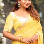Nakshathra Nagesh Instagram – Magical saree and blouse made exactly the way I wanted by @sajna_bridal_wear_designer 💛 the best in custom tailoring. 

Also, such a magical song @marshallrobinson_1692 , love it!! 

📸 by @haran_official_