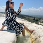 Nakshathra Nagesh Instagram – Can you stand on snow barefoot? 🤔 

just kidding! This was at the #pamukale hot spring ❤️ 

What a sight! 🇹🇷 

#NakshuFoundHerRagha #happytravellers