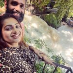 Nakshathra Nagesh Instagram – Duden waterfalls #antalyaturkey #happytravellers #NakshuFoundHerRagha 

Don’t miss out the 3rd and 4th picture as my husband tries to pose like me 🙈🤷🏻‍♀️ Antalya Düden Şelalesi
