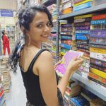 Namita Krishnamurthy Instagram - Picked up 5 books on my bi-annual Blossoms visit, including this copy of “All Over Creation” by Ruth Ozeki. What are you guys reading now? 💜 📸: @linatomp_ #namitakrishnamurthy #curlygirl #nomakeupday #tamilactress #bookstagram #readersofinstagram