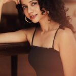 Namita Krishnamurthy Instagram - Too many pictures where I have the same pose so reeled it in with a reel 🖤 #namitakrishnamurthy #explorepage #tamilactress #tamilreels #curlygirlindia #indiancurlyhair #malayaliactress #portraitphotography #chennaiinfluencer