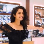 Namita Krishnamurthy Instagram - @joyalukkas is having an amazing offer! Celebrate this season of love with Joyalukkas and get 25% off on diamond jewellery! Say “Be Mine”, just like I did, with the exclusive Valentines Be Mine Heart-to-Heart Collection. Offer valid only until 14th Feb, 2023. Video team: @sat_narain and @clip_tuner #joyalukkas #valentines #BeMineHearttoHeartCollection Chennai, India
