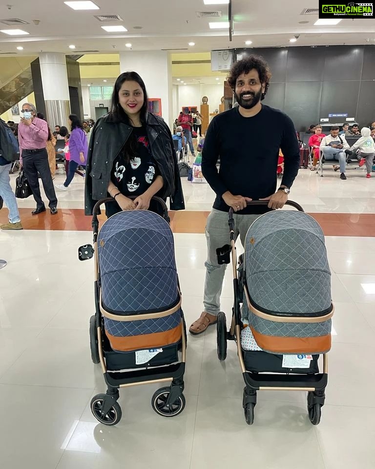 Namitha Instagram - Traveling with my Twin Miracles for the First time! 🧿🧿🧿🧿🧿 @m_v_chowdhary 💖 #wolfguard #twinmom #twinlife #twintravel