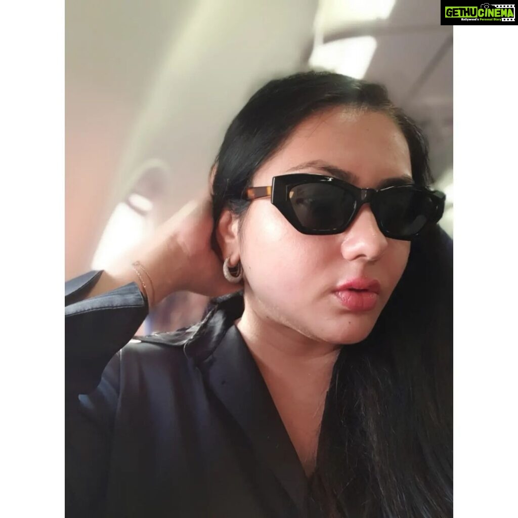Namitha Instagram - I got 99 Problems, but a Bad Angle ain't One of them ! #wolfguard 🧿🧿🧿 #selfie #inflightentertainment