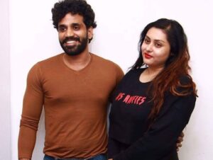 Namitha Instagram - Happy 5th-anniversary dear wife. You have been a loving wife, caring partner, darling mother and top of all that, you are an amazing person, whom I love the most. Happy 5th anniversary. Love you, my Jaan ❤️. #5thanniversary #lovestory  #gratitude #blessed #parents #wolfgaurd 😍🤗❤️😊🎉