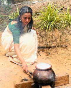 Namitha Pramod Instagram - Glimpses of Attukal Pongala 🙏🏼