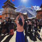 Nandini Rai Instagram - Om Namo Narayanaya….. #badrinath #chardham #devbhoomi #uttarakhand Badrinath Temple Uttarakhand