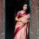 Nandini Rai Instagram - చీర అనేది కేవలం వేషధారణ మాత్రమే కాదు, అది ఒక భావోద్వేగం. #love #photooftheday #photography #emotions #saree