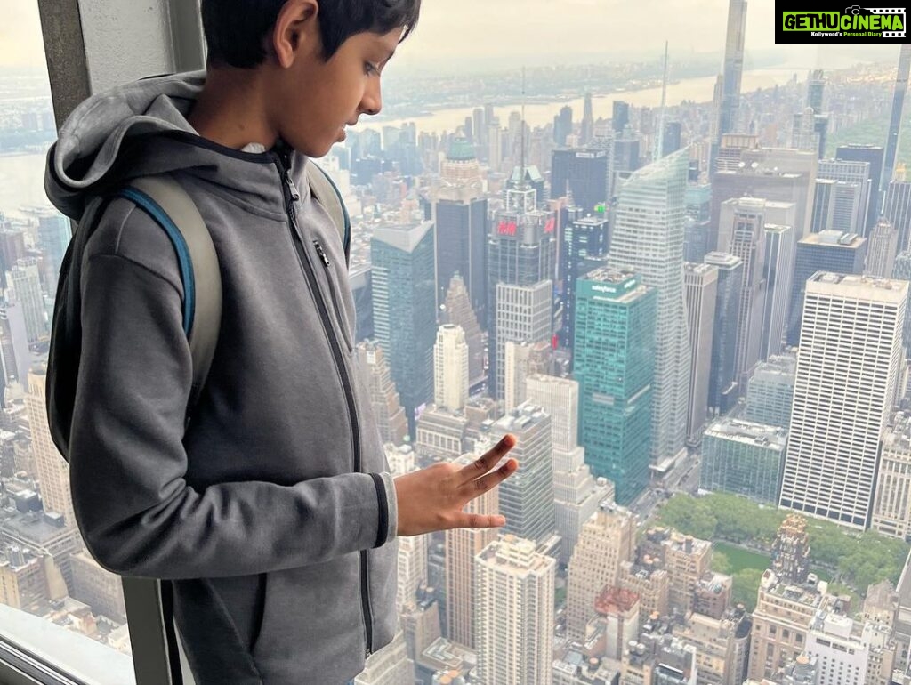 Nandita Das Instagram - On top of the @empirestatebldg Magical views all around. Manhattan, New York