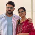 Nandita Das Instagram - Janamdin Bohot Mubarak @kapilsharma We would have lived and died without knowing each other had Zwigato magically not brought us together. I do enjoyed knowing you and working with you. Also found a friend for life. And the bonus is to get to also know your loving family and your loyal friends. Unko bhi janne ka mauqa mila. Bohot shukriya for everything. Wishing you the bestest in life. May you continue to rediscover yourself and find joy and meaning in whatever you do. 🙏🏽🤗❤️ Sharing some moments from the last month that we spent together for #zwigato