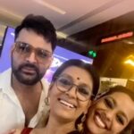 Nandita Das Instagram - A night to remember and cherish. Had a lovely premiere with so much love showered on all of us who made #Zwigato happen. Some I knew, some I didn’t, some I want to know more... Can’t wait for all of you to give it a watch. #zwigatoon17thmarch @kapilsharma @shahanagoswami @sameern @segaldeepak @applausesocial