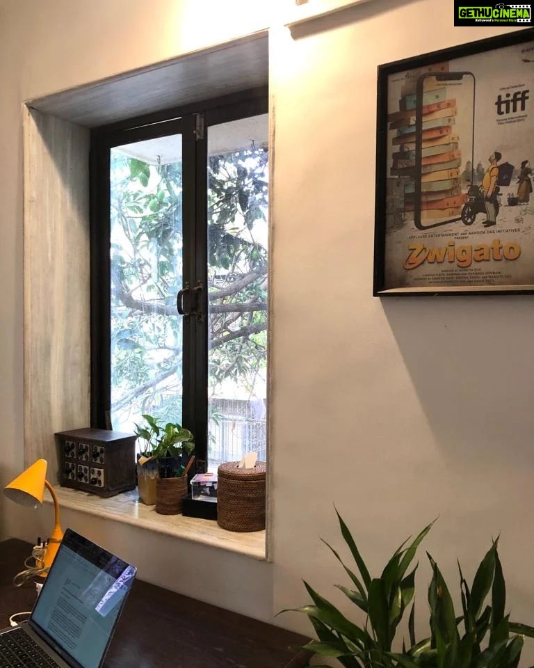 Nandita Das Instagram - From the walls of my office to the foyers of the cinemas! #ZwigatoOn17thMarch Today is also a good day to start sharing more on social media. Go watch the film in the theatres and more of this space. #Zwigato @applausesocial @sameern @kapilsharma @segaldeepak @shahanagoswami