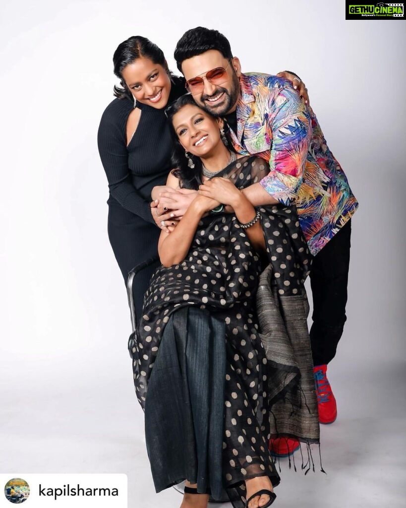 Nandita Das Instagram - Was so happy to be with @kapilsharma and @shahanagoswami - Two super talented and super lovely human beings. Lucky me! Ji, humara pehla photoshoot. Next time we need a more candid setting! @sameern @segaldeepak @applausesocial #Zwigato #Zwigatoon17thMarch #kapilsharmashow