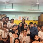Nandita Das Instagram – I spent a delightful morning with the 9th grade children of Shiv Srushti School in Kurla. We had a stimulating conversation about discrimination and prejudice. They had so many questions and so much to share. I am always happy to be part of initiatives like @teachforindia that give me an opportunity to engage with children. We grownups have a big responsibility of ensuring that children never lose the joy of learning and the space to question. We need to keep their confidence and  idealism intact.