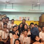 Nandita Das Instagram - I spent a delightful morning with the 9th grade children of Shiv Srushti School in Kurla. We had a stimulating conversation about discrimination and prejudice. They had so many questions and so much to share. I am always happy to be part of initiatives like @teachforindia that give me an opportunity to engage with children. We grownups have a big responsibility of ensuring that children never lose the joy of learning and the space to question. We need to keep their confidence and idealism intact.
