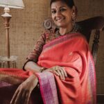 Nandita Das Instagram - Remember the behind-the-scenes photo I shared earlier? Finally, the images from the photoshoot are here. Love the old world charm of heritage saris and jewellery from the precious collection of @meerakumar75, a dear friend. I seldom do formal photoshoots, and now after a gap of two years I’ve done two in two months! @theindiantextilesco