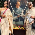 Nandita Das Instagram - This morning my mother and I were at the Sabarmati Ashram. Perfect place to be on the new year. it was the release of a book on Mahadev Desai. So much of what we know about Gandhi is thanks to his personal secretary, frontline reporter and confidant, Mahadevbhai. They were inseparable for the 25 years he was with Gandhi. Such a privilege to listen to the author Nachiketa Desai about his grandfather. The other experts also shed light on the role Mahadevbhai played in chronicling those times. Couldn’t have wished for a more reflective and inspirational start to 2023. #gandhi #mahadevdesai #sabarmatiashram