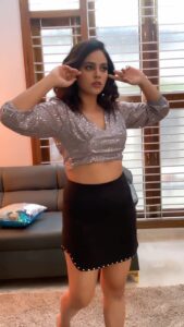 Nandita Swetha Instagram - Recently I have been trying hard to be healthy & stay fit. Not vigorously but sure taking it slow & steady. It so important for all of us to take care of our health. . #PrimeReels #meta 2 #gym #trainhard